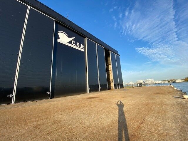 Grote maatwerk schuifdeur van Matex